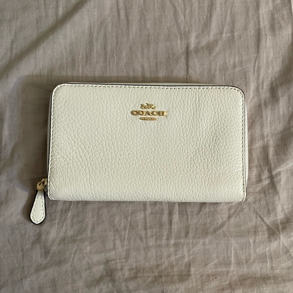 NWT Coach Chalk Pebble Leather Medium ID Zip Wallet - Picture 2 of 8